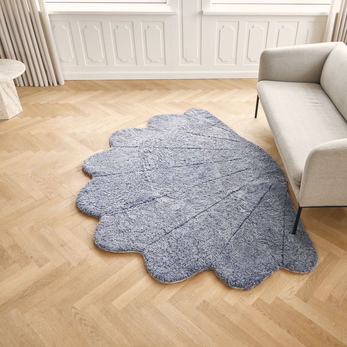 Short Wool Curly Sheepskin Shell Design Rug | 83x59 in Anthracite