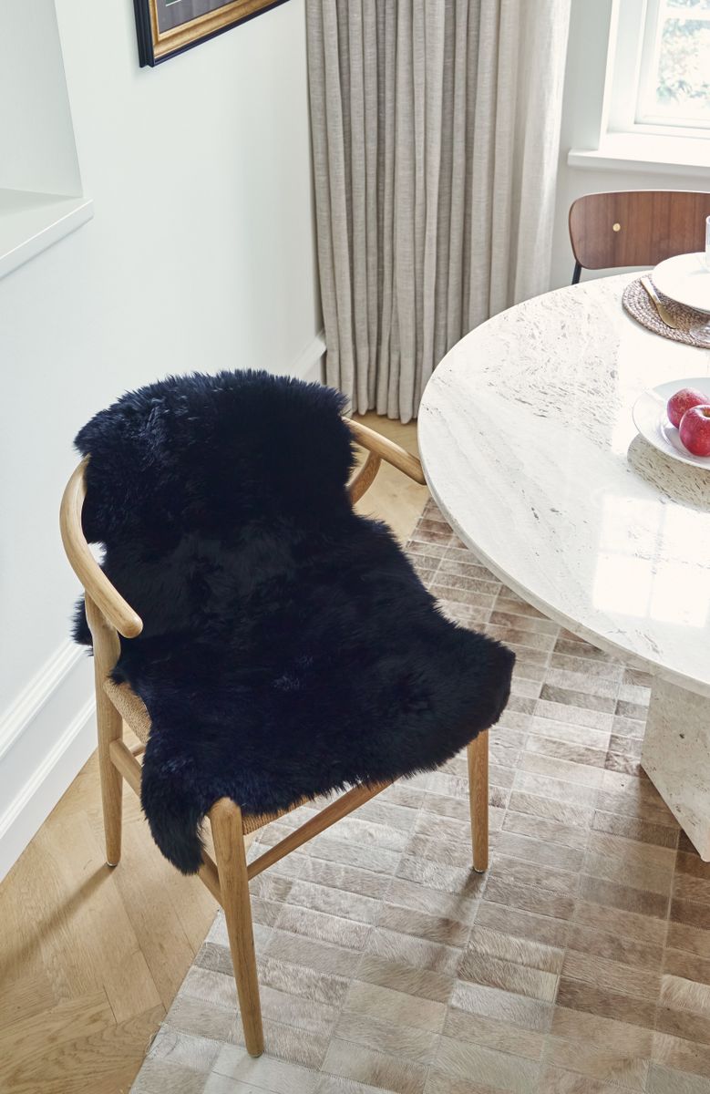 New Zealand Sheepskin | Long Wool | 35x24 in Aubergine