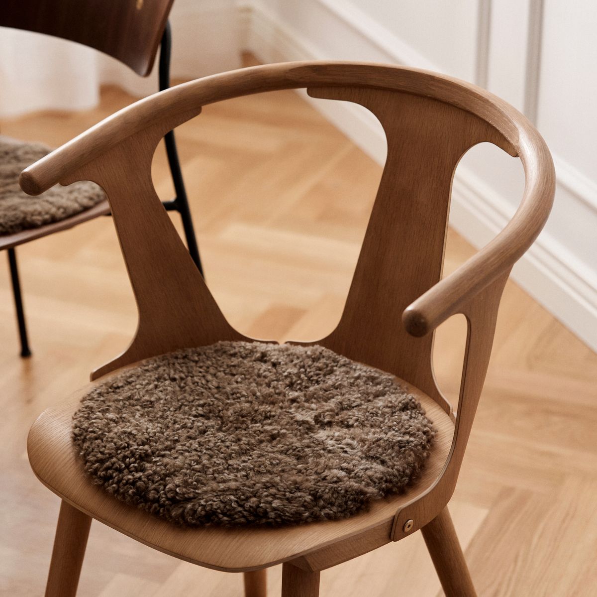 Short Wool Curly Sheepskin Seat Cover Anthracite