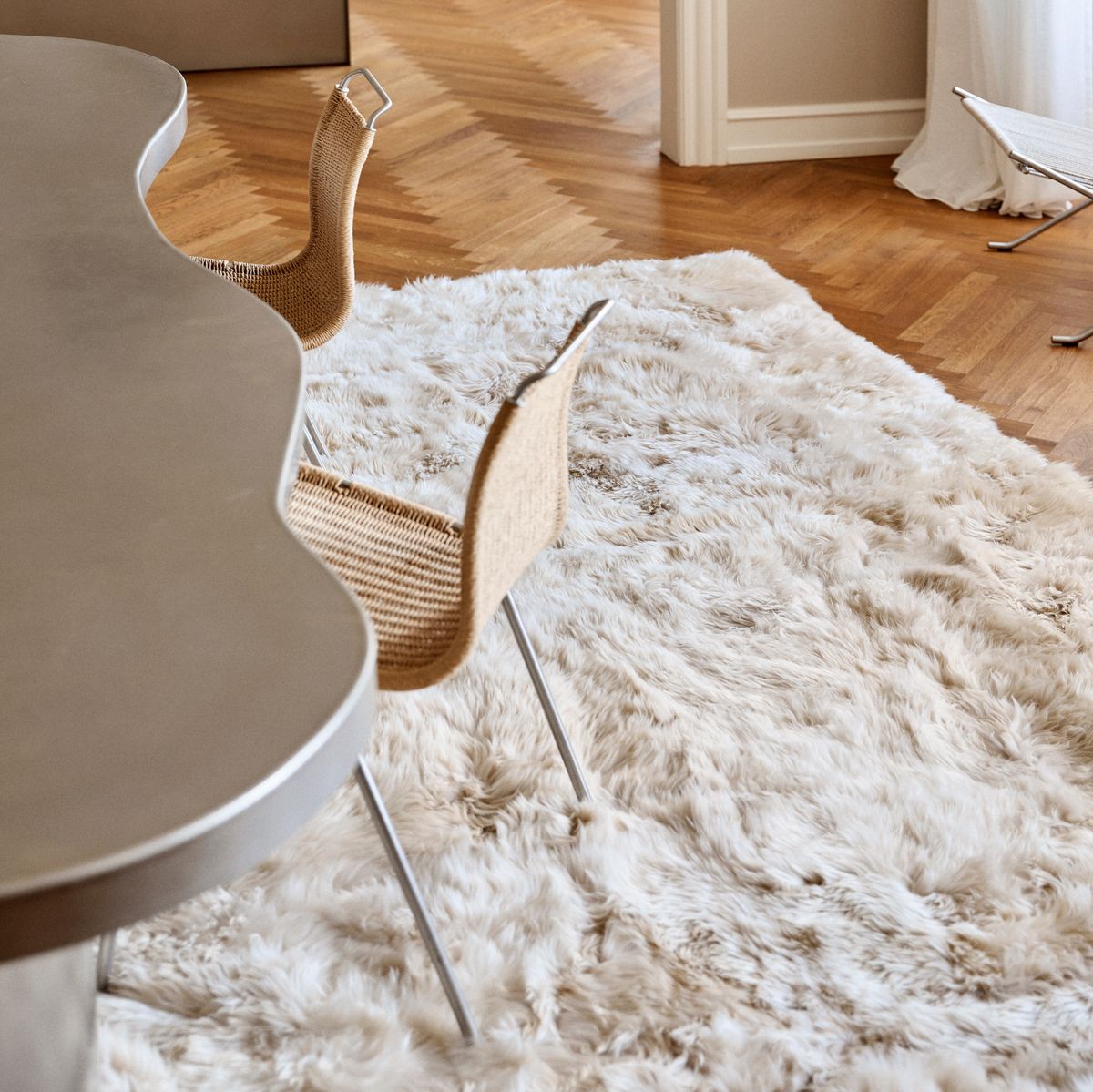 Customized | Design rugs, cushions, throws, bean bag, pouf of sheepskin | including backing / filling X