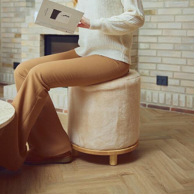 Simon Pouf Moccasin Chestnut