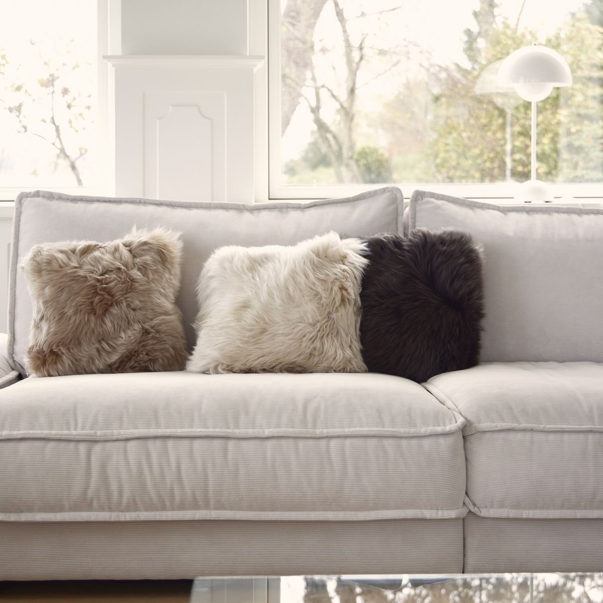 Long-Wool Sheepskin Cushion | 14x14 in Black
