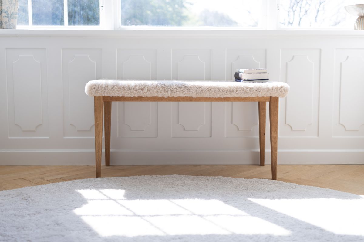 Short Wool Curly Sheepskin Design Rug | D71 in Ivory