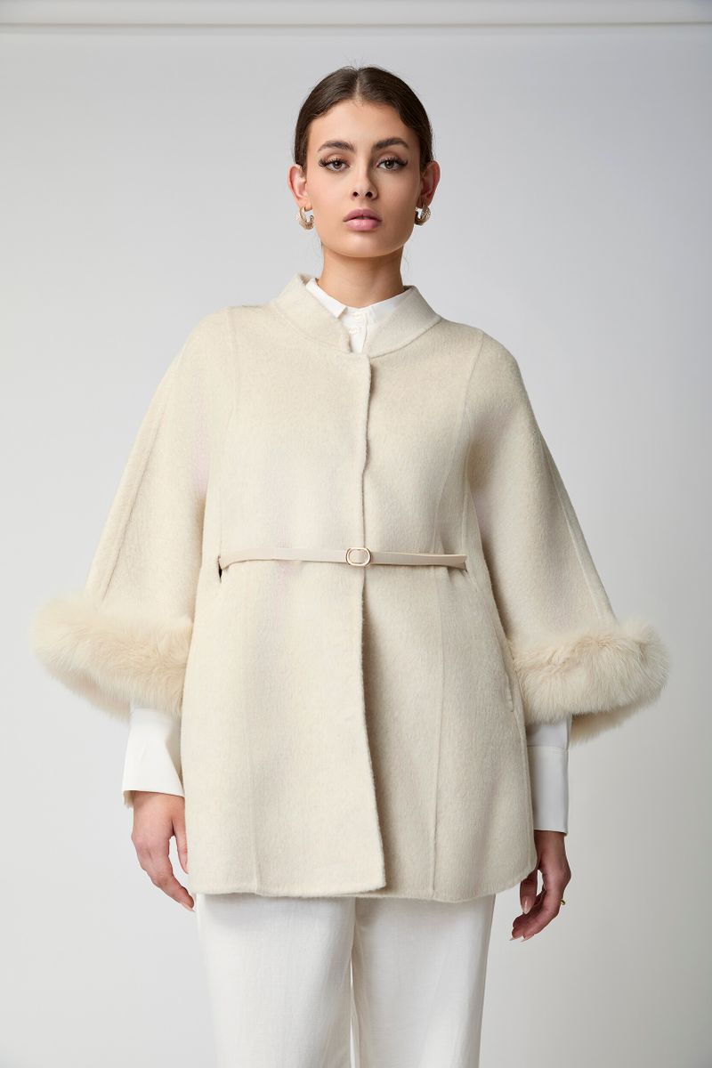 Lorraine Poncho Beige