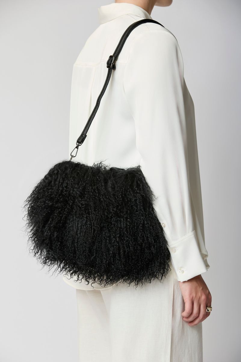 Jasmin Muff Bag Solid Black
