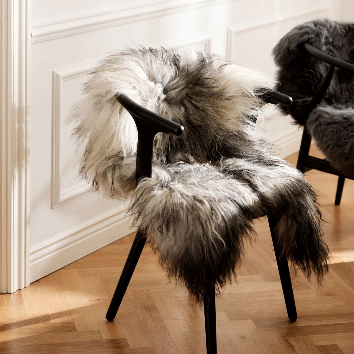 Icelandic Sheepskin | Long Wool | 35 in Natural Grey