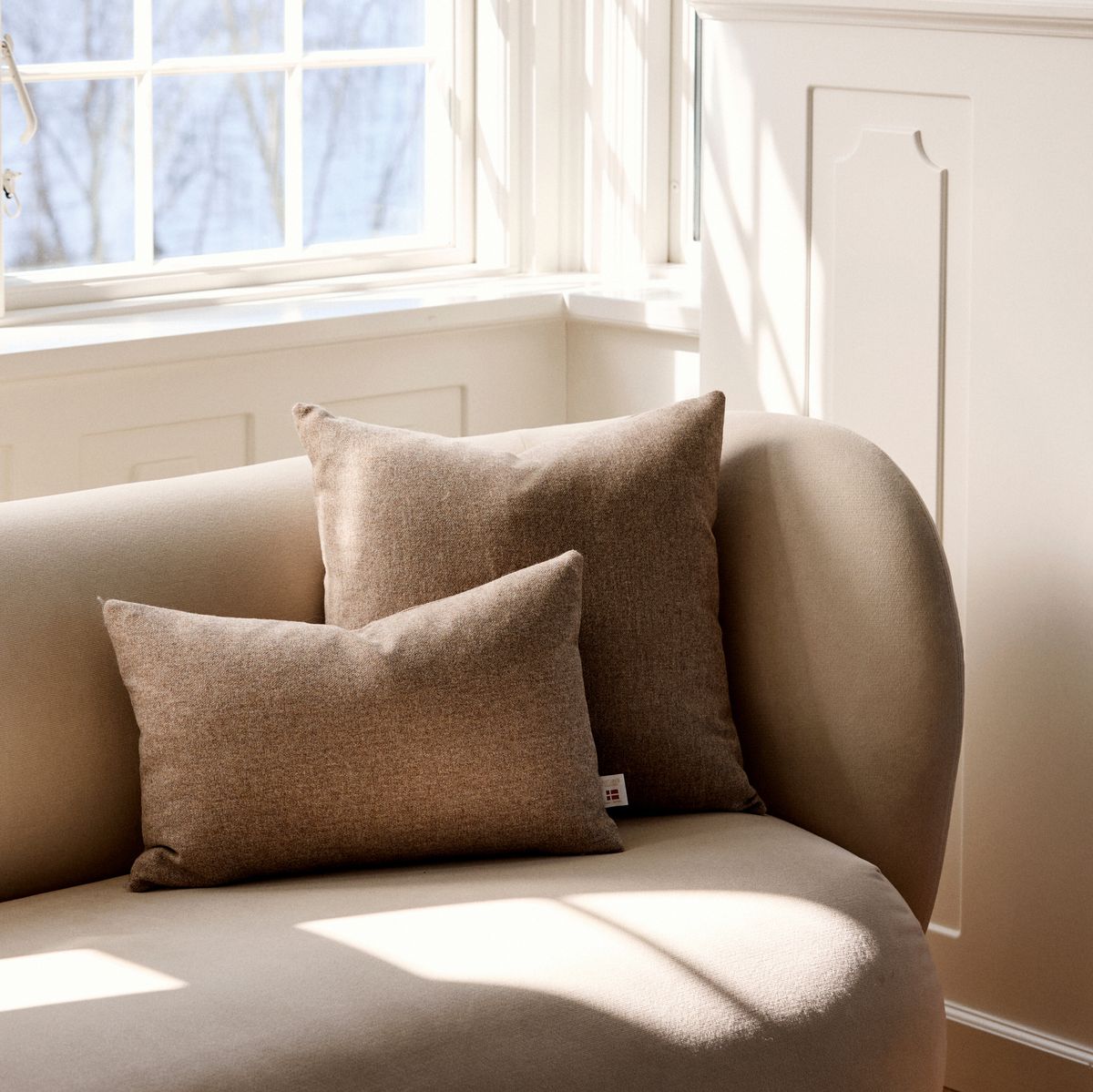 Doublesided 100% Wool Cushion | 14x36 in Stone