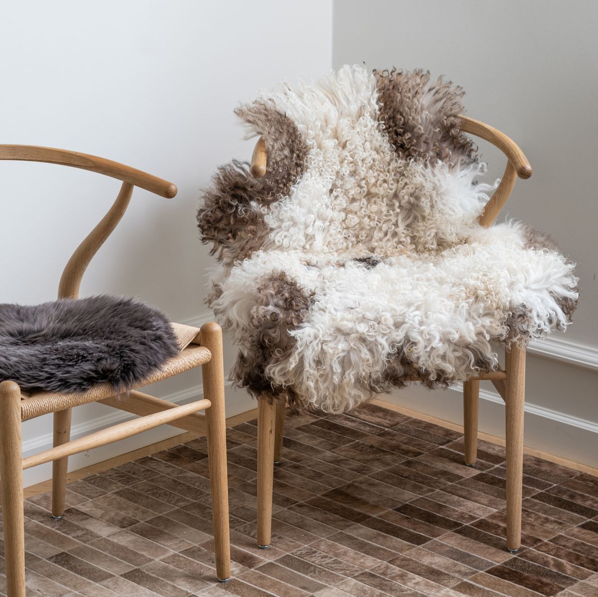 Austrian Curly Sheepskin | Natural Colors | 35 in Blacky