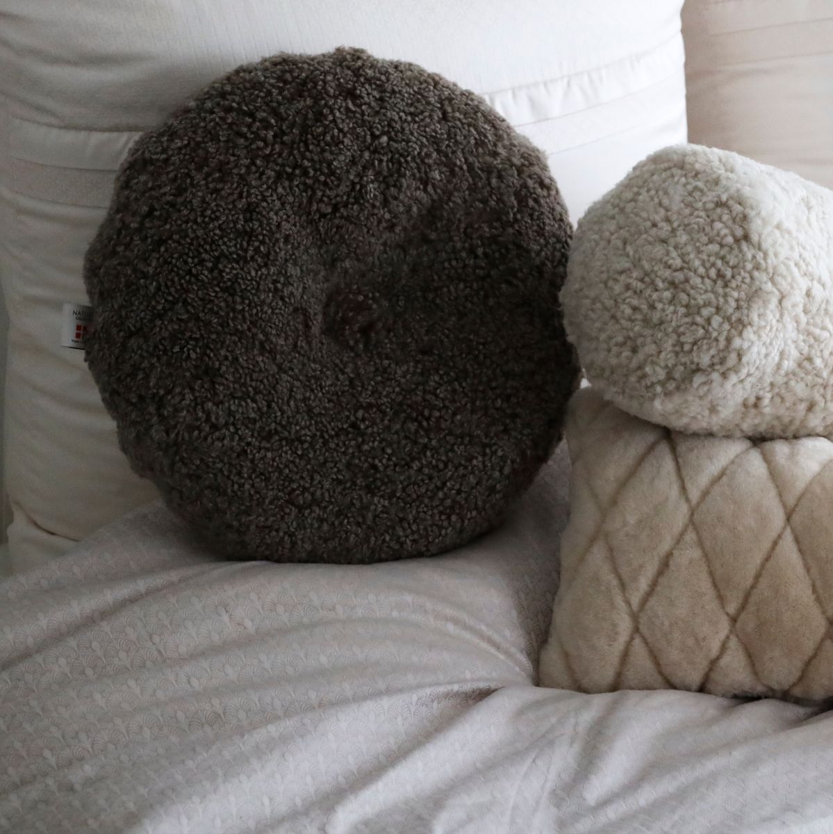 Round Cushion | Doublesided | D16 in Anthracite