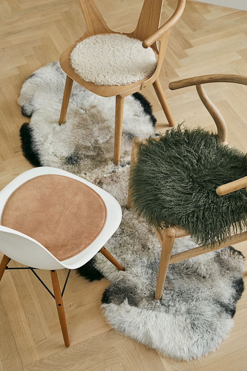 Short Wool Curly Sheepskin Seat Cover Moon Light