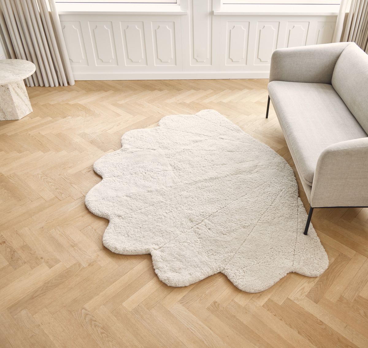 Short Wool Curly Sheepskin Shell Design Rug | 83x59 in Anthracite