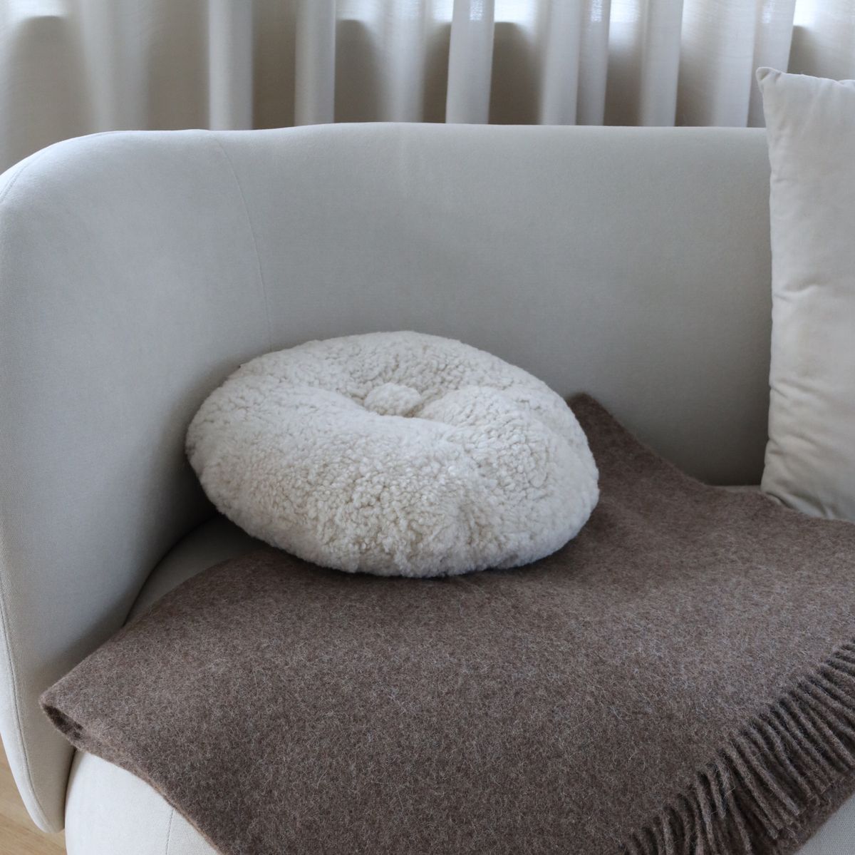 Round Cushion | Doublesided | D16 in Anthracite