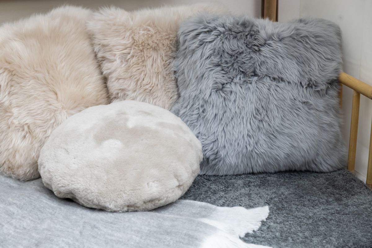 Long-Wool Sheepskin Cushion | 14x14 in Light Grey