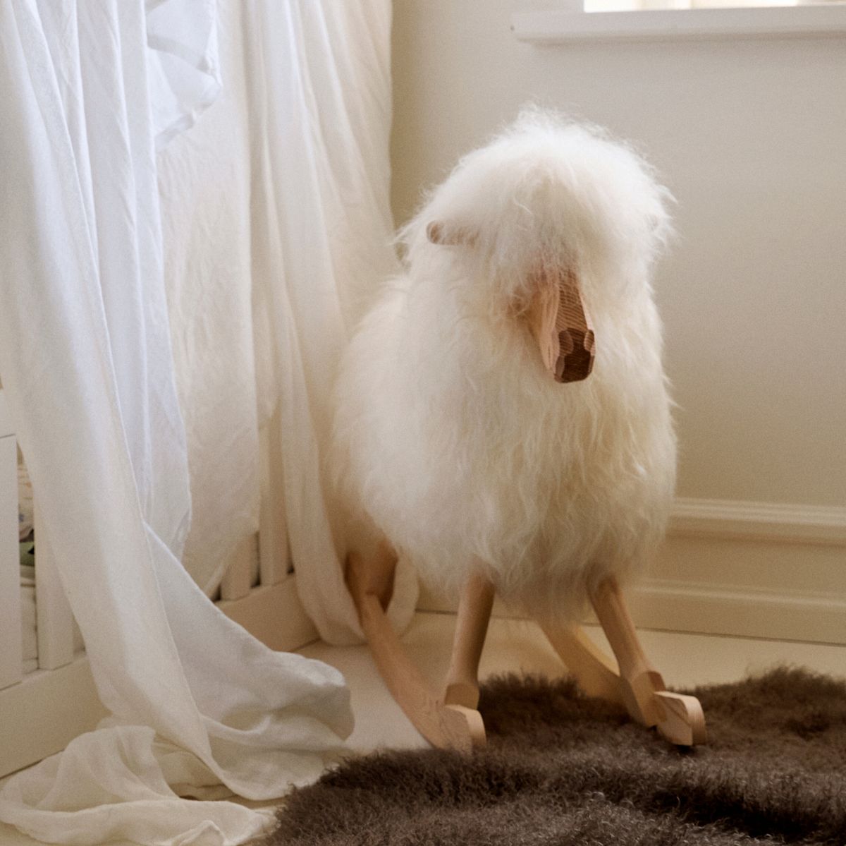 Rocking Sheep | Short Wool | L33xW10xH24 in | Large Ivory