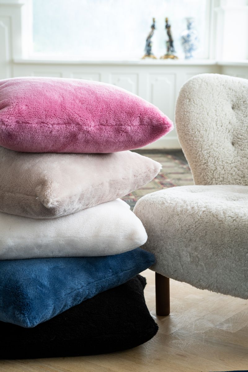 Doublesided Cushion | 20x20 in