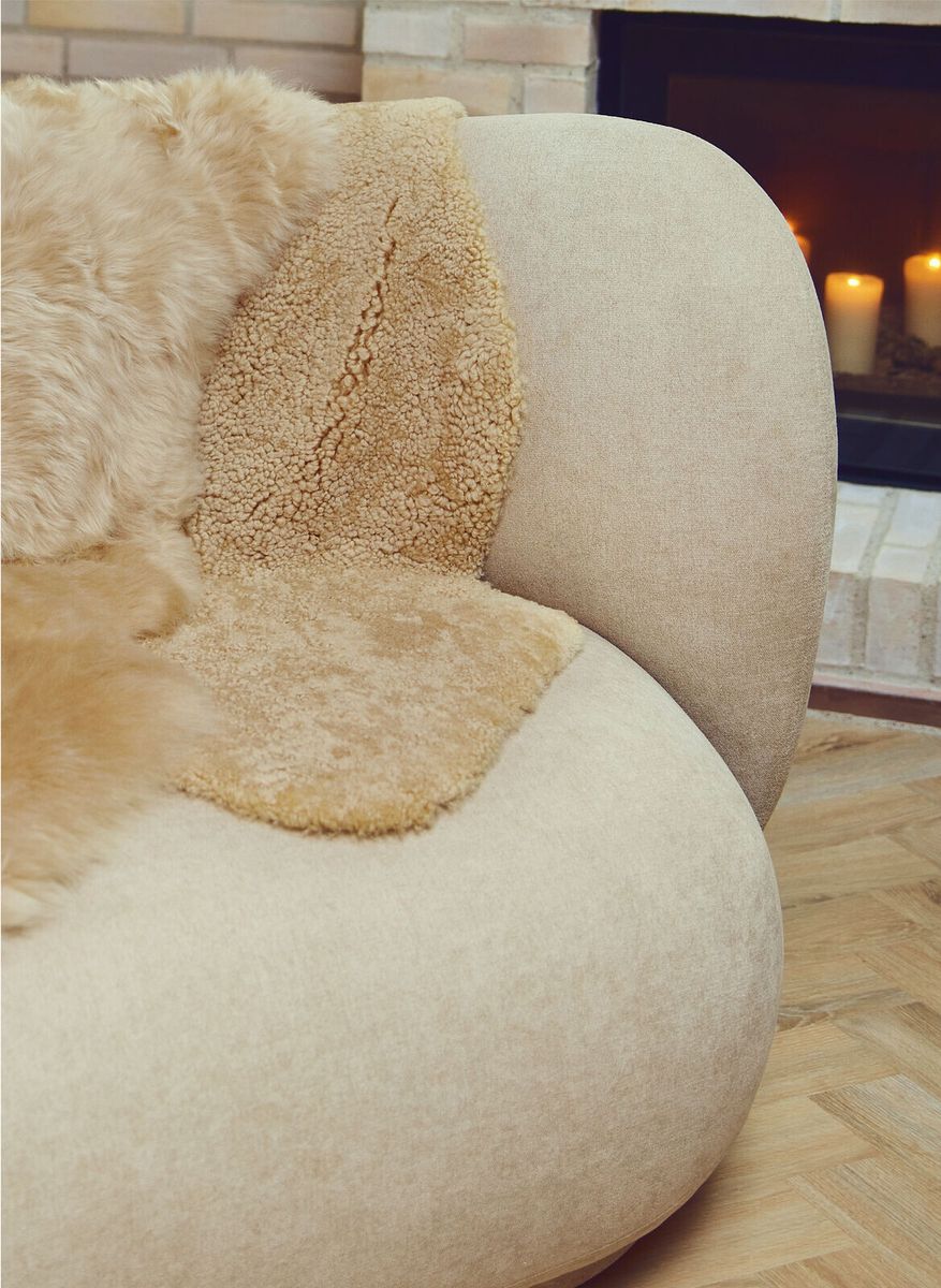 New Zealand Sheepskin | Short Curly Wool  Moonstone