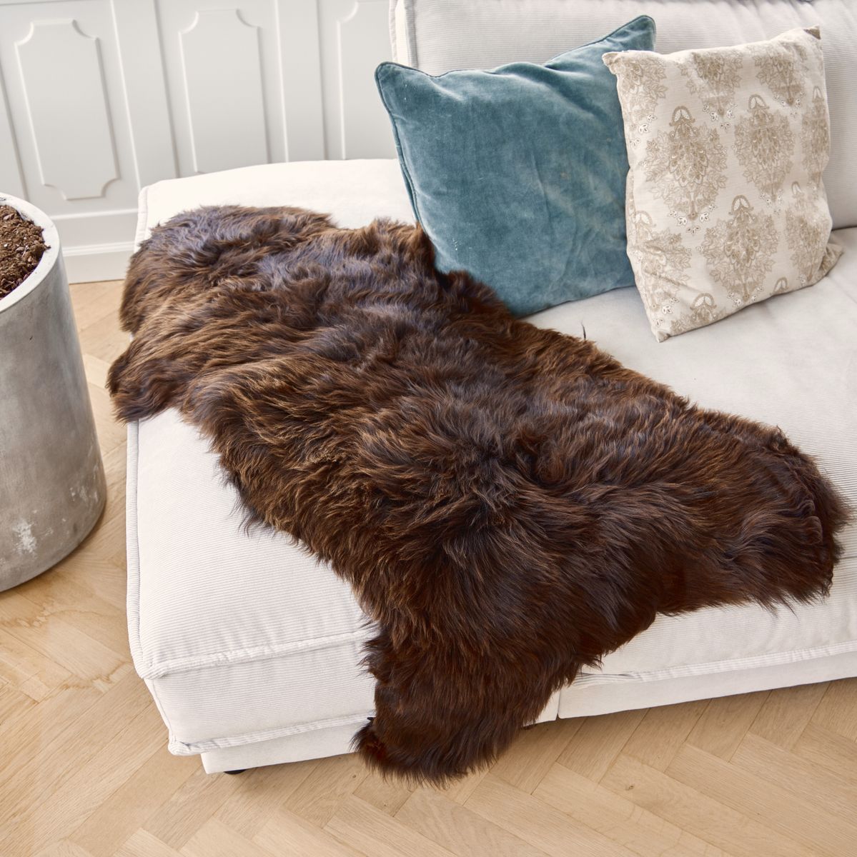 UK Sheepskin | Natural Colors | 35-39 in Natural Dark Brown