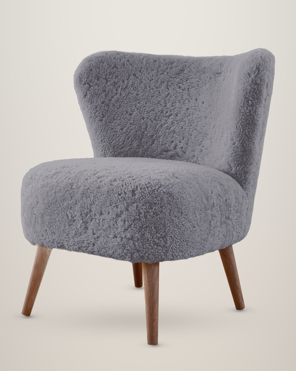 Armchair in Light Grey Snow Top short-wool sheepskin (digital visualization)